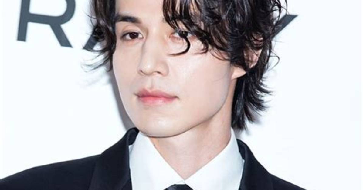 Lee Dong Wook: the Charismatic Star of South Korea