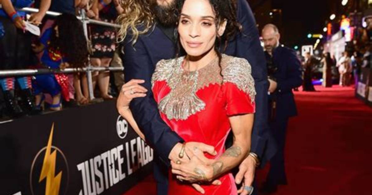 Lisa Bonet's Enchanting Wedding Dress: a Timeless Beauty