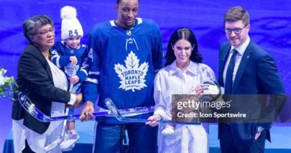 Maple Leafs Right Wing Wayne Simmonds and His Wife Crystal Corey Married in Toronto