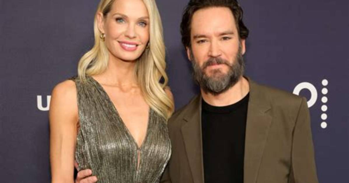 Mark-Paul Gosselaar and His Wife's Intriguing Dynamic