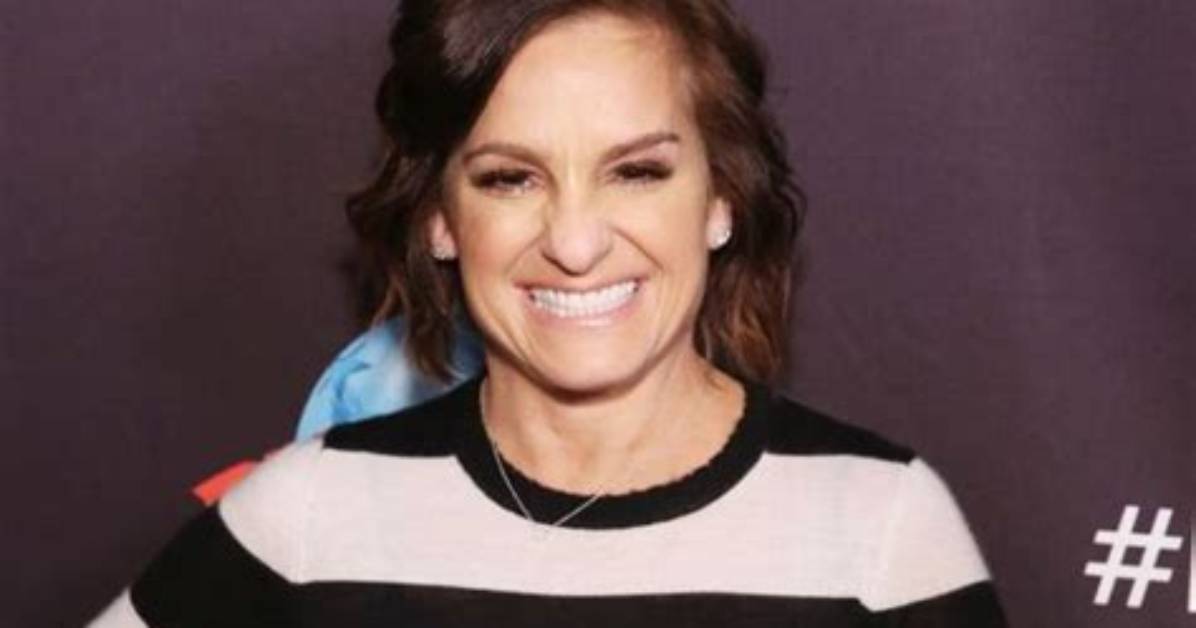 Mary Lou Retton's Triumph over Surgeries