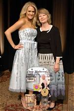 Meet Carrie Underwood Mother Carole Underwood, Father Steve Underwood, Family and Net Worth
