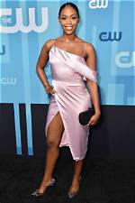 Nafessa Williams Bio-Wiki, Parents, Husband, Net Worth, Family, Married, Measurements