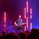 Noah Kahan's Captivating Love Ballads: a Deep Dive into His Relationships