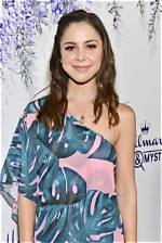 Olivia Peters Age, Birthday, Wikipedia, Who, Nationality, Biography