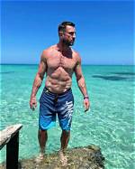 Pablo Schreiber's Relationships: a Deep Dive into His Romantic Life