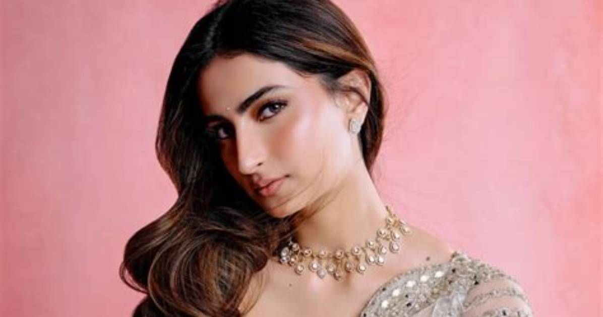 Palak Tiwari Height, Weight, Net Worth, Age, Birthday, Wikipedia, Who, Nationality, Biography