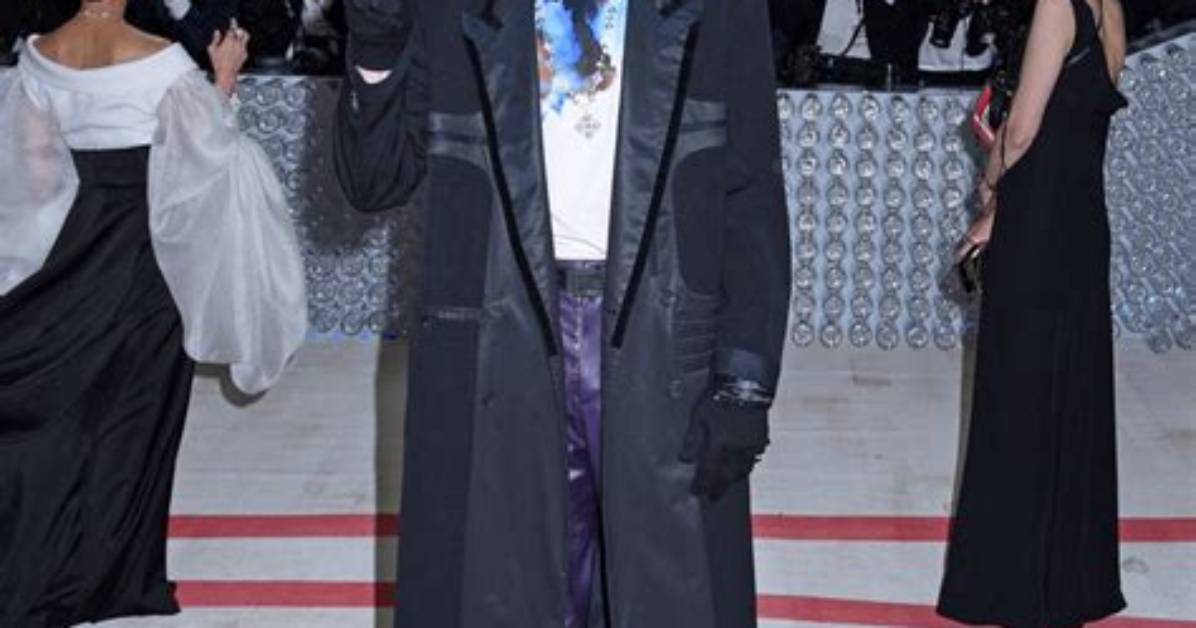 Pete Davidson's Met Gala Fashion: a Striking Look | Style and Fashion Analysis