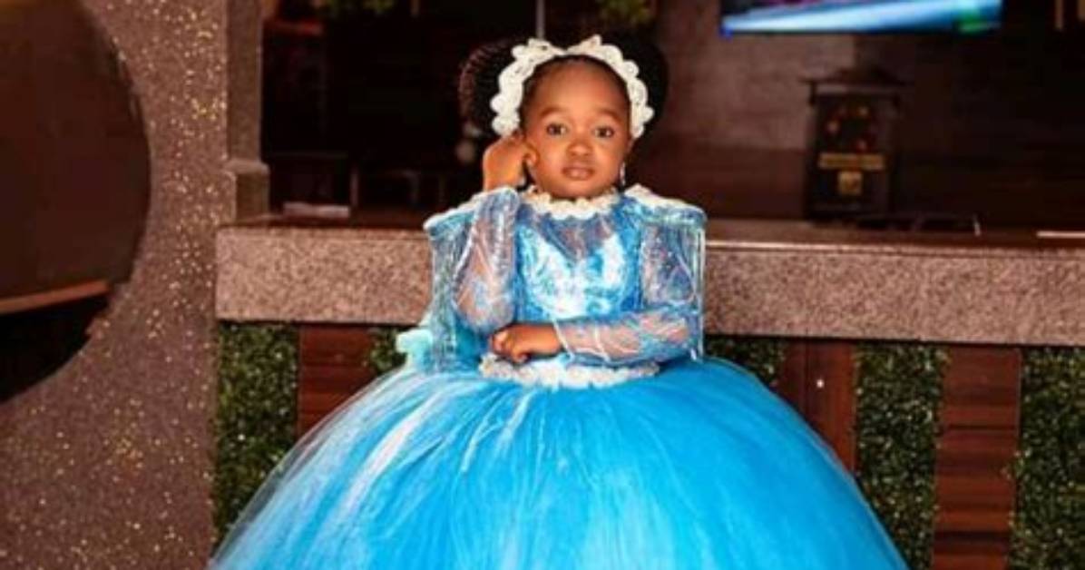 Reactions as Nollywood Actress, Oluebube Obio Steps out with Enoch Darko