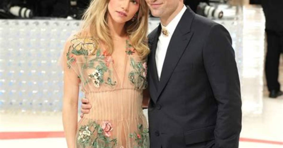 Robert Pattinson and Girlfriend Suki Waterhouse Net Worth Net Worth Difference, How Long Have They Been Together?