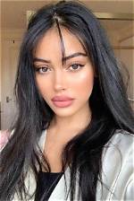 Spanish Model Cindy Kimberly Who Found Overnight Fame Clairifies Her Ethnicity!