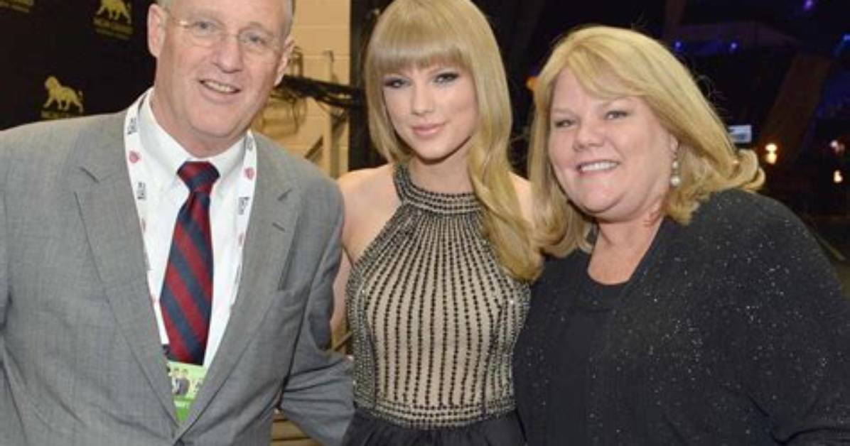 Taylor Swift's Parents Divorce: a Look into the Impact on Her Life and Career