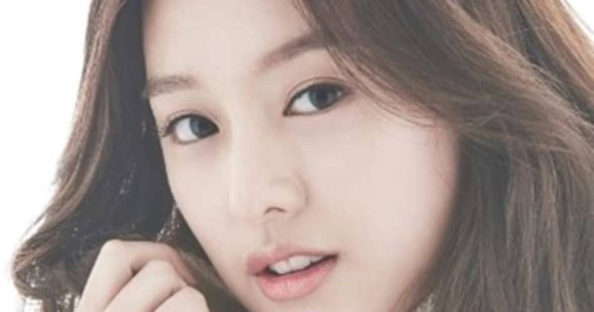 The Allure of Kim Ji Won and Park Shin Hye: a K-Drama Otp Powerhouse