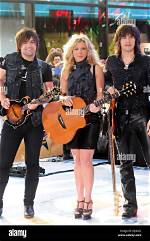 The Band Perry’s Neil Perry Is Engaged to Sofia Sclafani: ‘Forever Kind of Love’