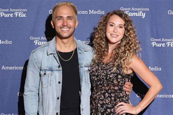 The Definitive Guide to Alexa Penavega: Wiki, Biography, and More