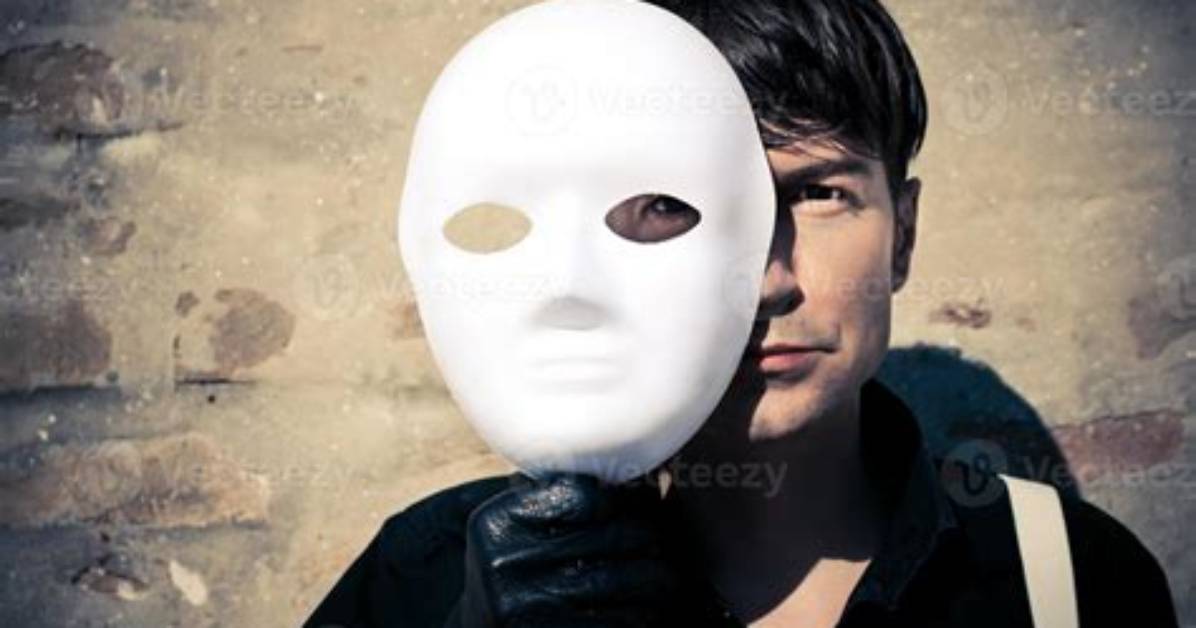 The Man Behind the Mask: Exploring the Dark Knight Rises Bane Actor