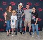 The Paisley Family: a Look into Brad Paisley's Family Life in 2024