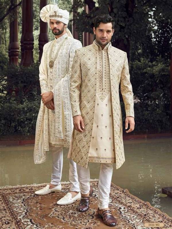 The Sherwani Family: a Timeless Tradition in Indian Fashion