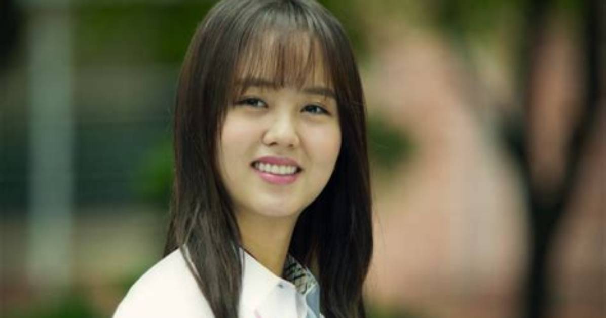 The Truth Behind Kim So Hyun and Hwang in Yeop's Rumored Romance