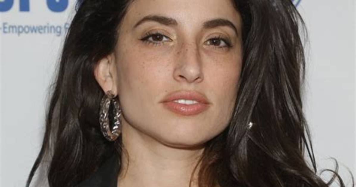 The Ultimate Guide to Tania Raymonde in "That's So Raven"