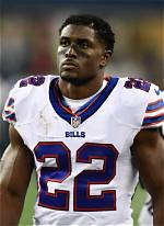 The Uncanny Resemblance: Reggie Bush, the Nfl Star, Mistaken for Kim Kardashian's Doppelgnger