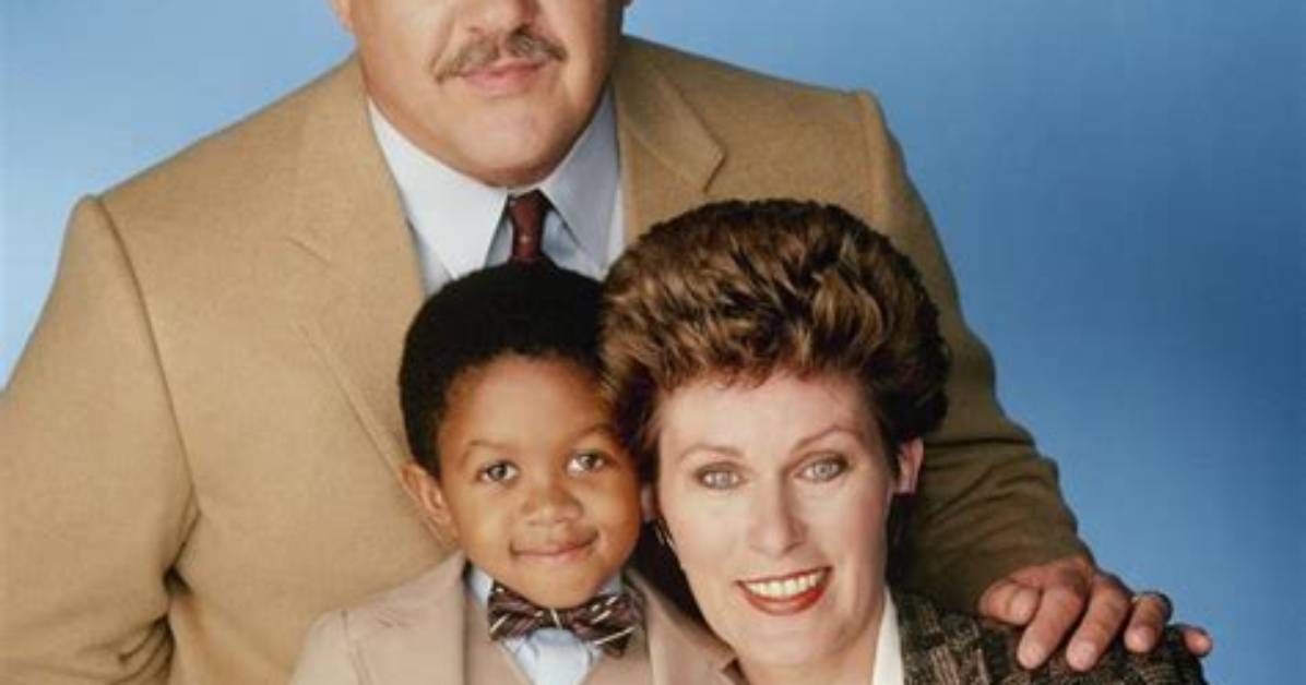 The Untold Story of Emmanuel Lewis' Family Life: Wife and Kids Revealed
