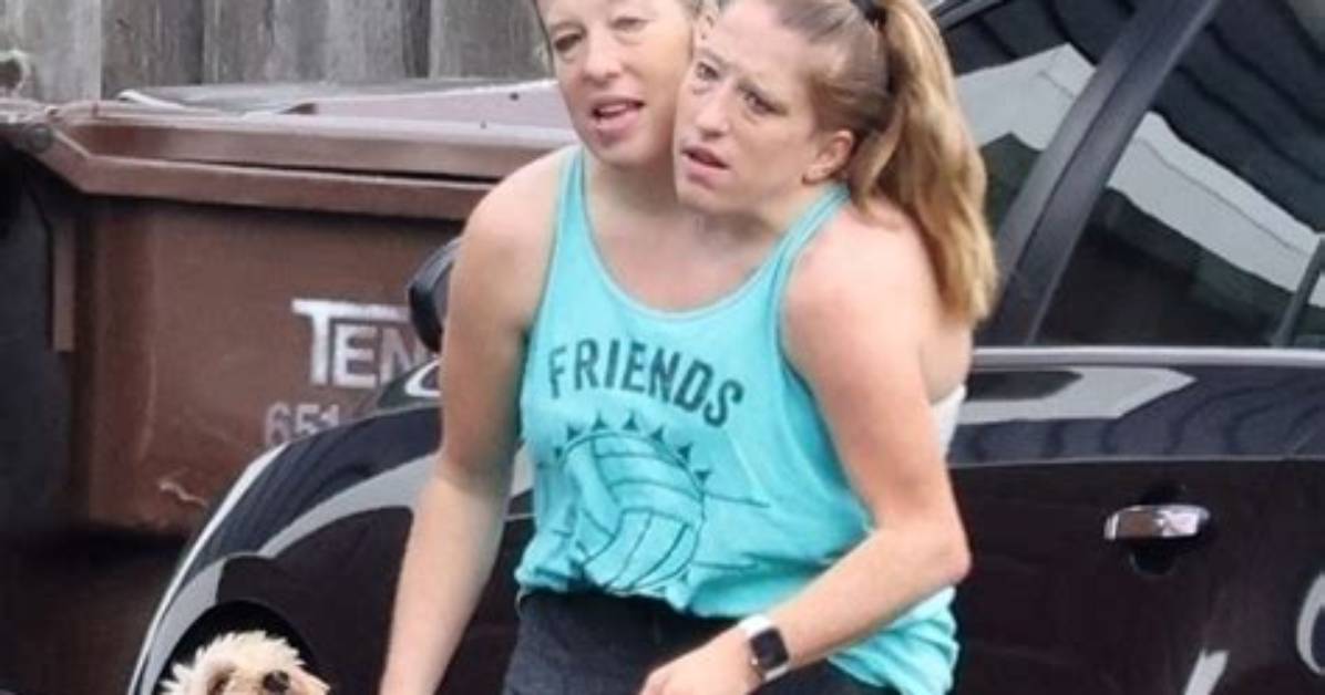 Tragic News: the Story Behind Abby and Brittany Hensel's Death