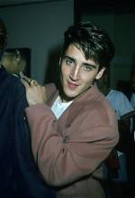 Ultimate Guide to Jonathan Knight's Net Worth in 2022
