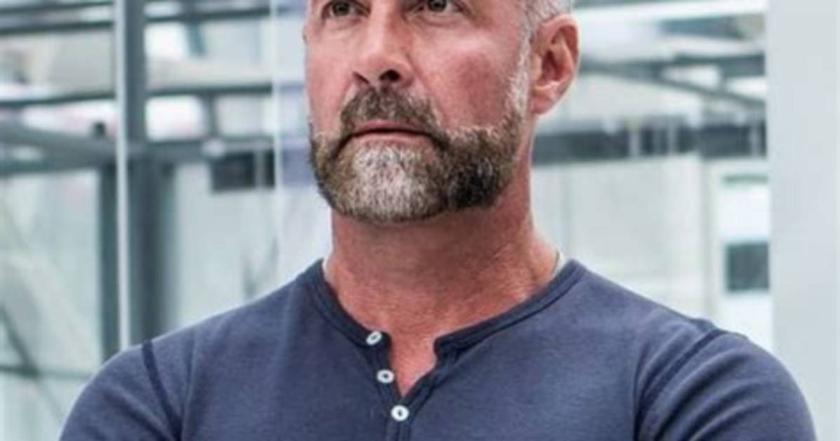 Uncover Hidden Truths: Exploring Jay Harrington's Stature