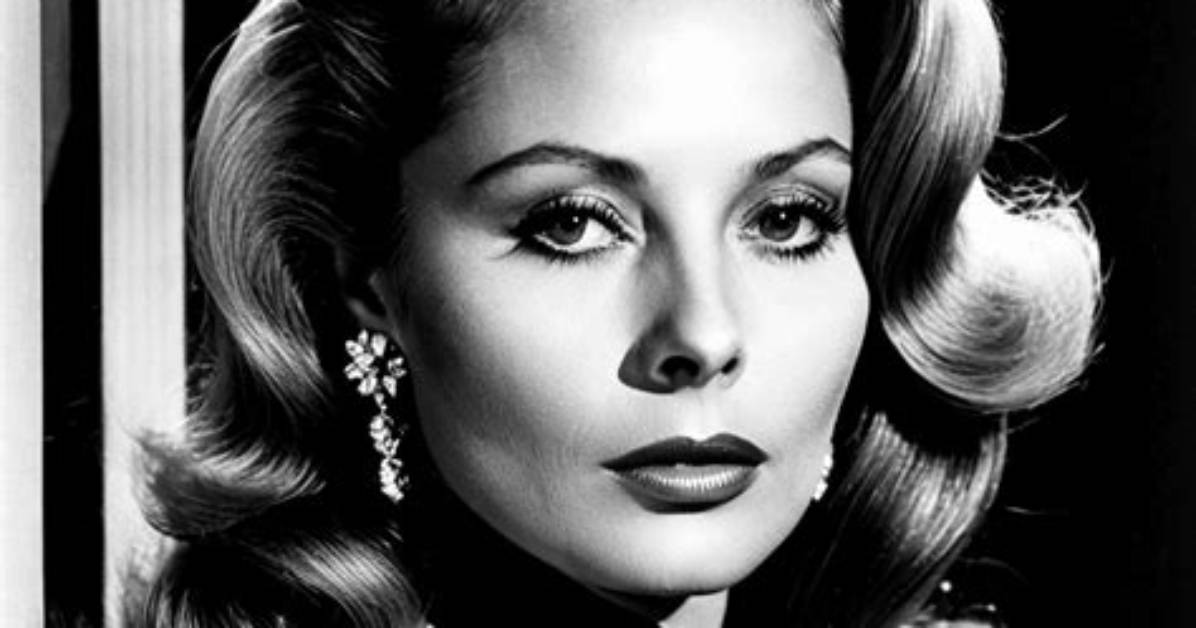 Uncover the Alluring Secrets Behind Faye Dunaway's Iconic Measurements