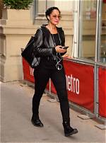 Uncover the Height of Tracee Ellis Ross: Unraveling the Mystery
