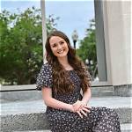 Uncover the Truth: Elizabeth Small's Age Revealed