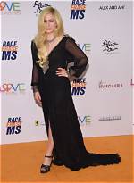 Understanding Avril Lavigne's Height: a Comprehensive Look