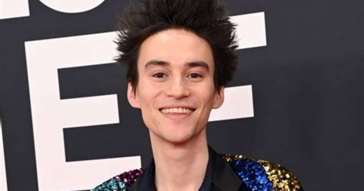 Unraveling Jacob Collier's Relationships: a Musical Journey Through Connections
