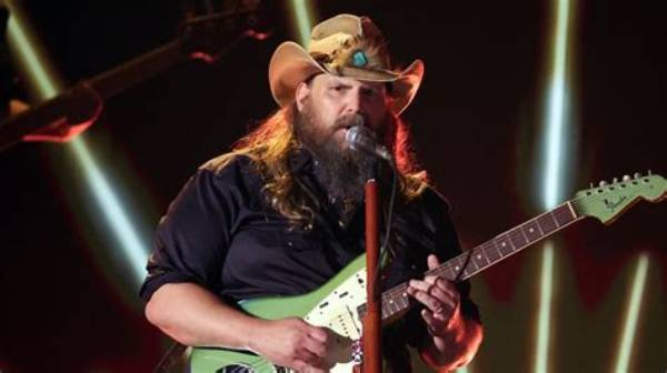 Unraveling the Chris Stapleton Controversy: a Deep Dive into the Singer's Journey