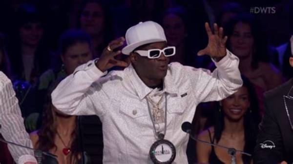 Unraveling the Dynamic Duo: Flavor Flav and Liz