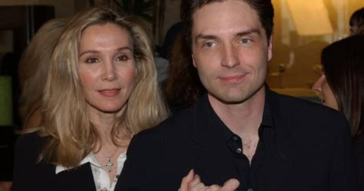 Unveiling Cynthia Rhodes's Net Worth in 2023: Discoveries and Insights