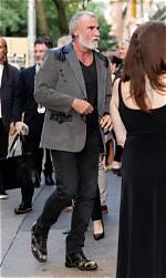 Unveiling Dominic Purcell's Height: Secrets Revealed