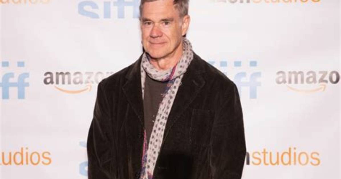 Unveiling Gus Van Sant's Net Worth: Discoveries and Insights