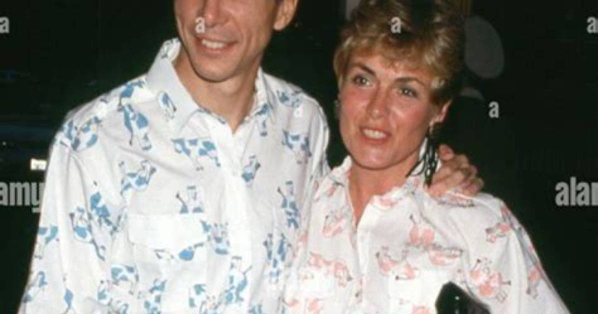 Unveiling John Oates's Marital Journey: Discoveries and Insights