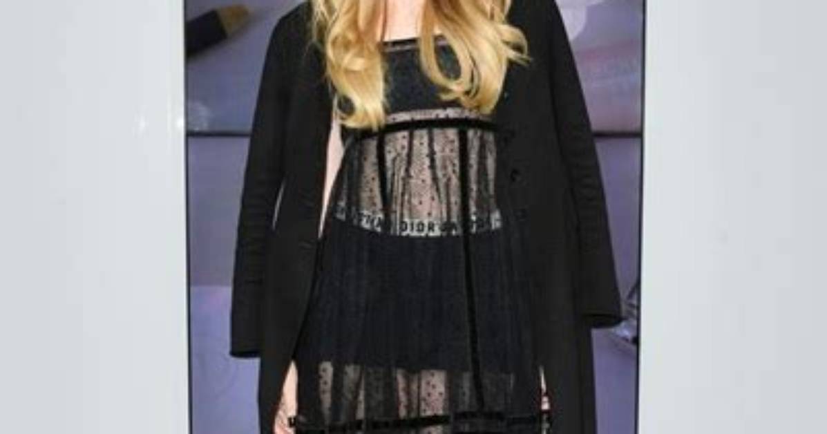 Unveiling Kathryn Newton's Height and Weight: a Closer Look
