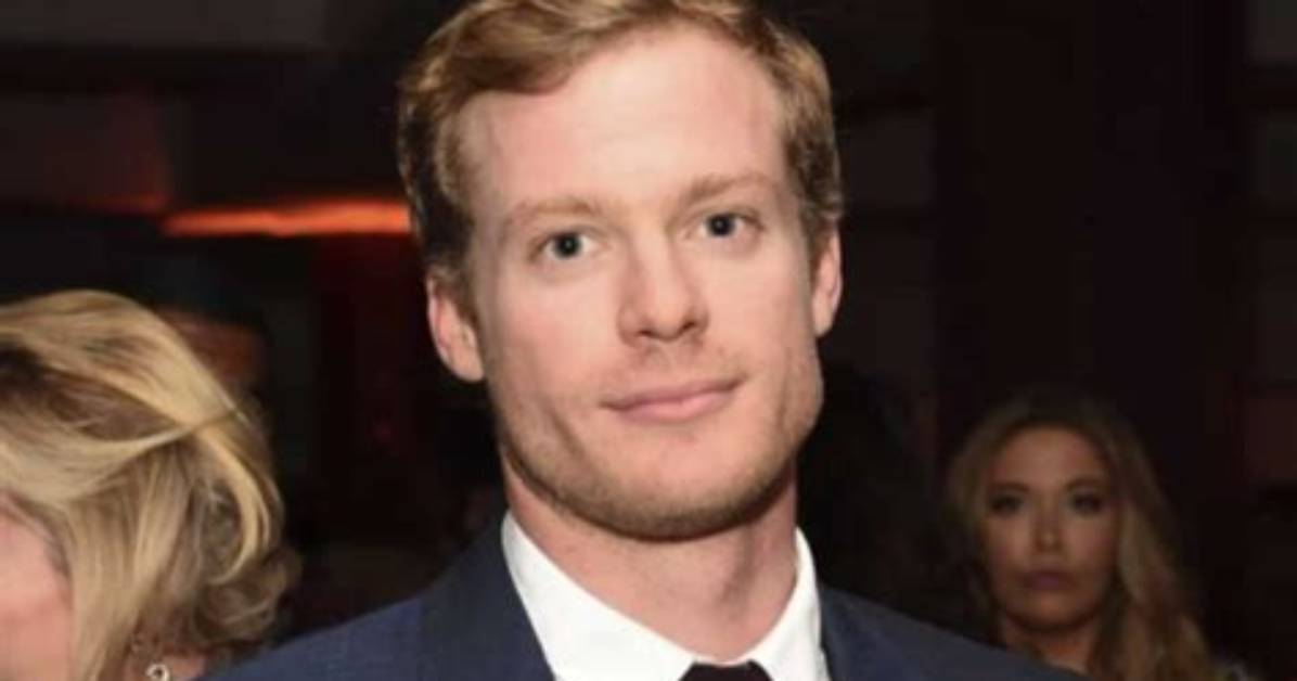 Unveiling Sam Reid's Marital Status: Is He Married?