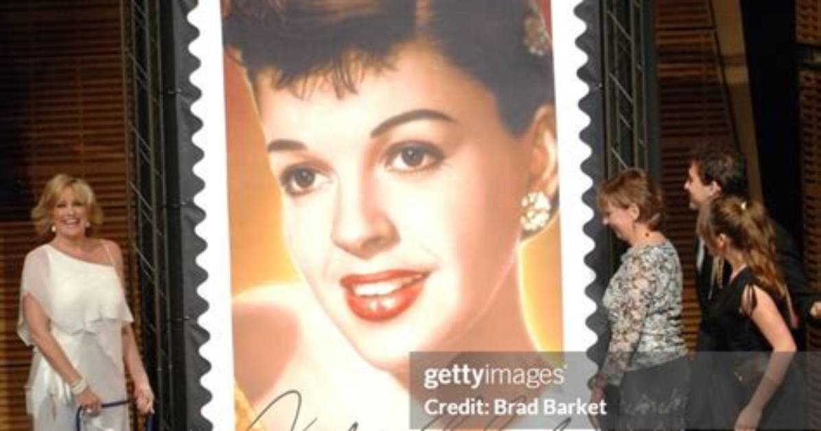 Unveiling the Age of Judy Garland When She Welcomed Liza Minnelli
