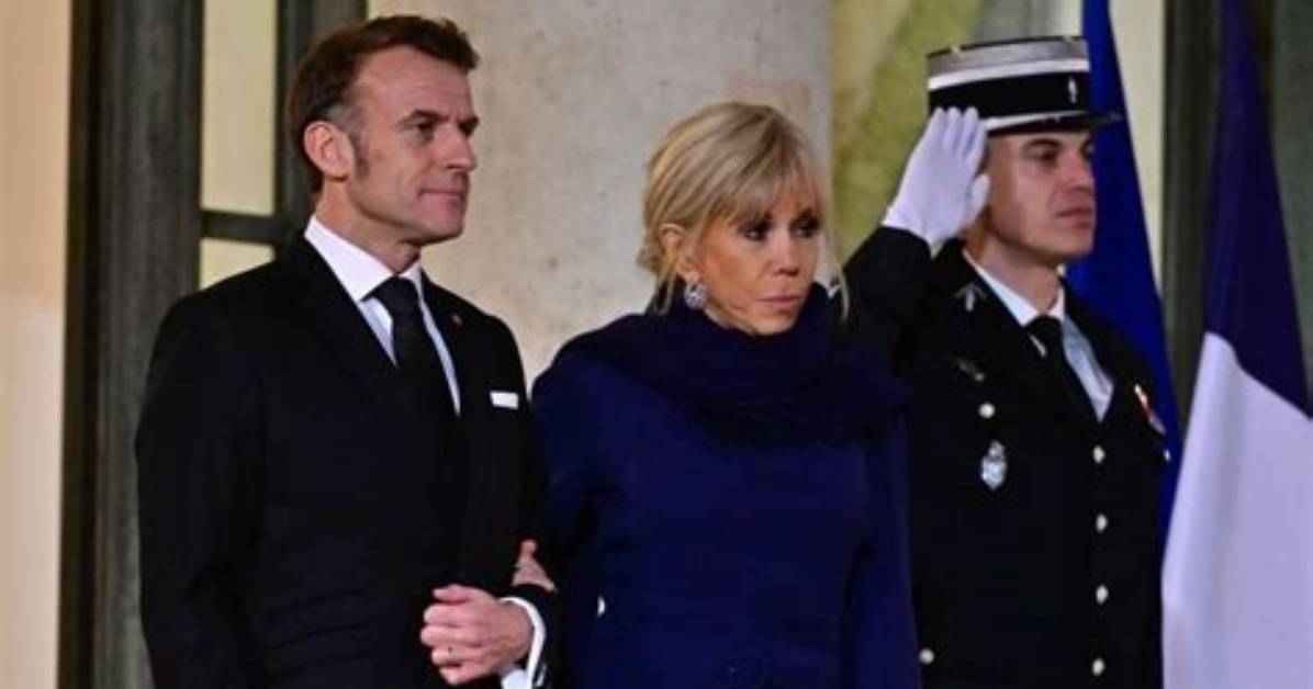Unveiling the Height of Macron: a Closer Look