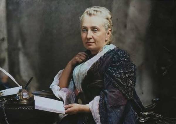 Unveiling the Life and Legacy of Isabella Chambers