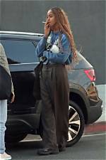 Unveiling the Mystery: Who Is Malia Obama's Partner?