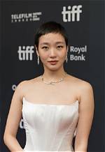 Unveiling the Secrets of Kim Go-Eun's Relationships