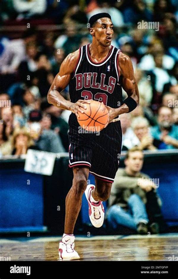 Unveiling the Style: the Iconic Scottie Pippen Glasses