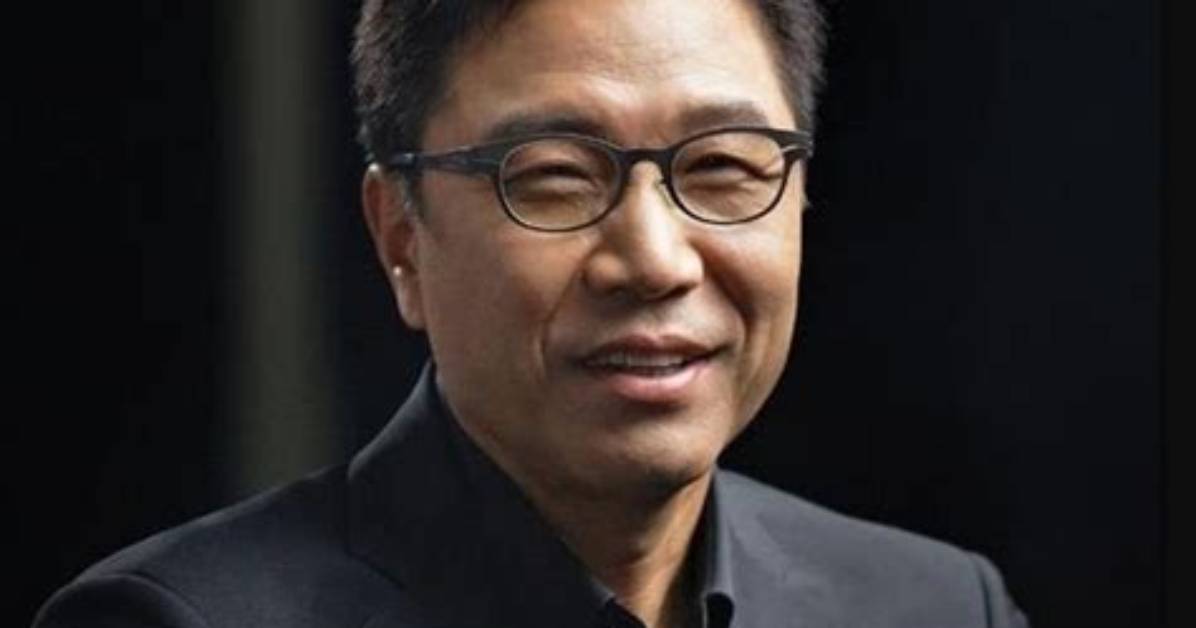Unveiling the Wealth of Lee Soo Man: a Dive into His Net Worth