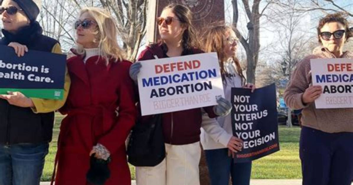 Us Federal Judge Suspends Approval for Abortion Pill During Texas Case